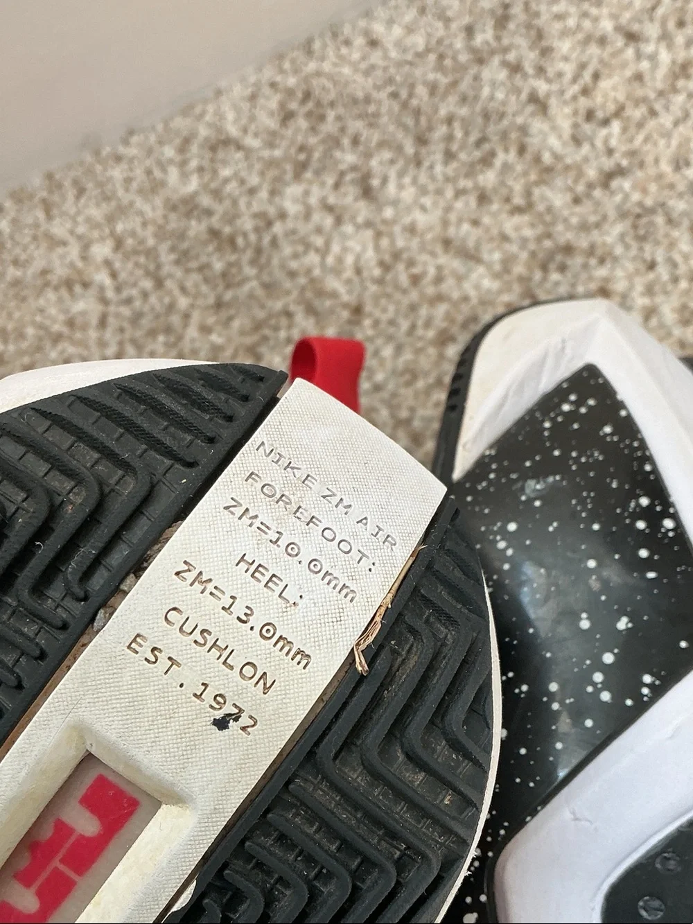 Nike lightweight slip
